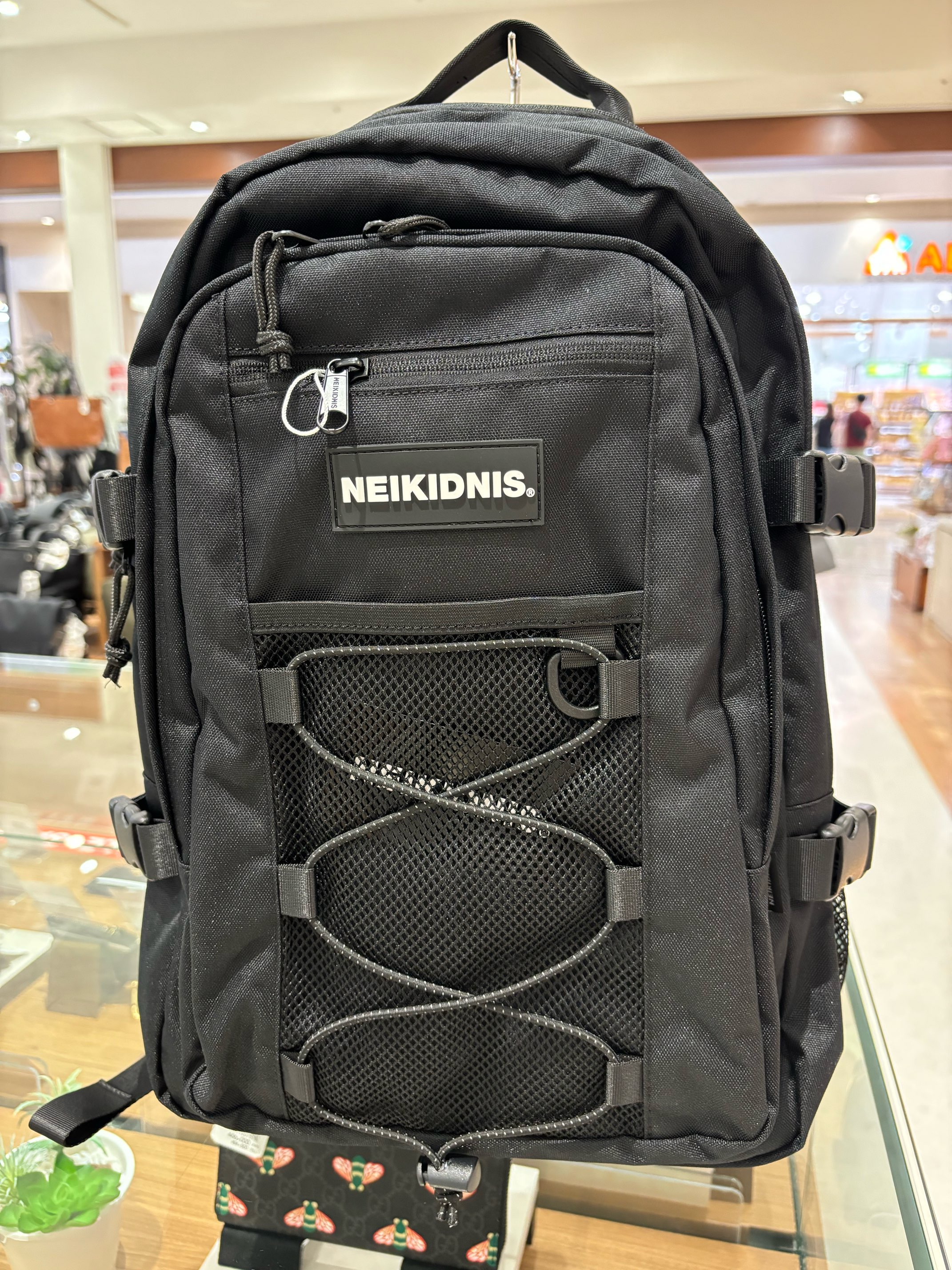 海外から輸入 韓国発ブランド】話題のNEIKIDNIS（ネイキドニス）リュック入荷 バッグ
